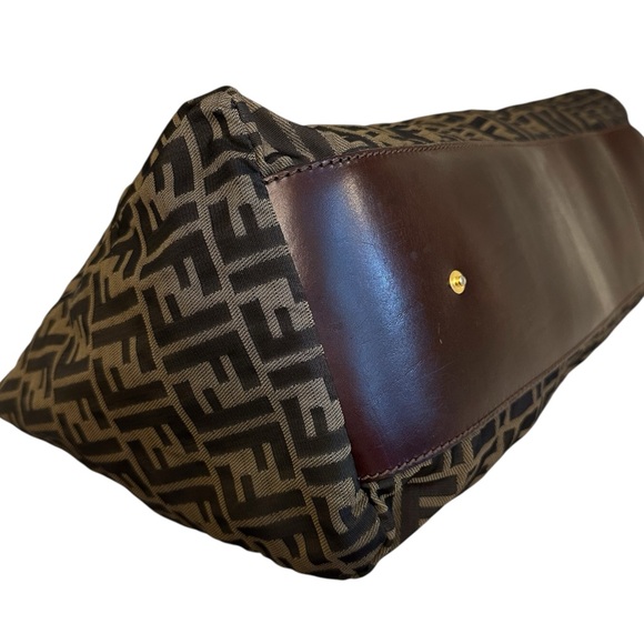 Fendi FF Zucca Print Duffle Bag - Picture 7 of 14